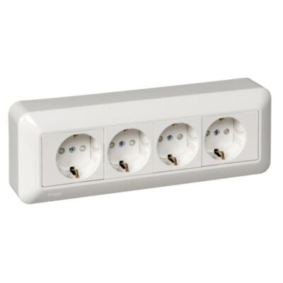 Розетка 4-м ОП Blanca / Прима 16А IP20 250В с заземл. защ. шторки с монтажн. пластиной (опт. упак.)