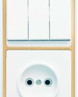 Блок БКВР-039 Бэлла (3-кл. выкл. + розетка) зол. Кунцево 5840