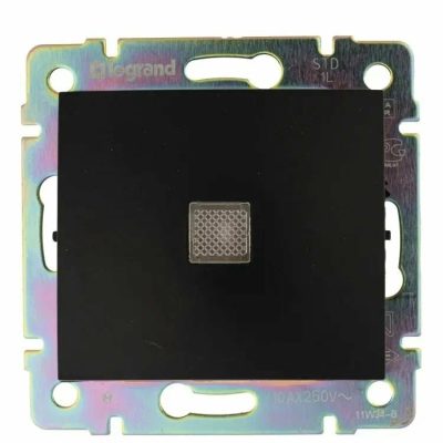 Legrand Valena выключатель 1кл.черный с подсветкой (1/10/100) (770310)