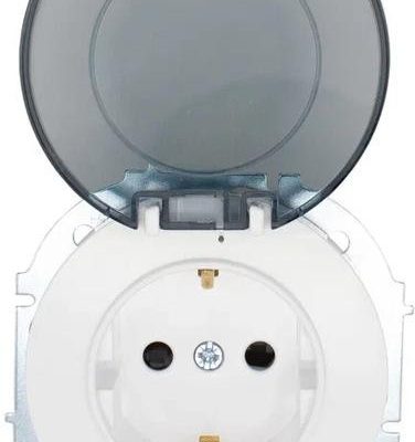 Розетка 1-м СП OSEN с заземл. с крышкой ПБТ бел. LEZARD 743-0288-123B