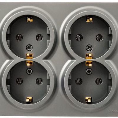 Розетка 4-м ОП LETO с заземл. закрытый корпус ПБТ платина LEZARD 752-3500-127BDP