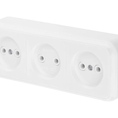 Розетка 3-м ОП 16А IP20 без заземл. бел. пралеска Bylectrica РА16-263